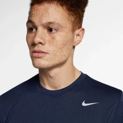 Men's Nike Dri-FIT Legend Tee -Nike outlet shop 4502345 ALT3