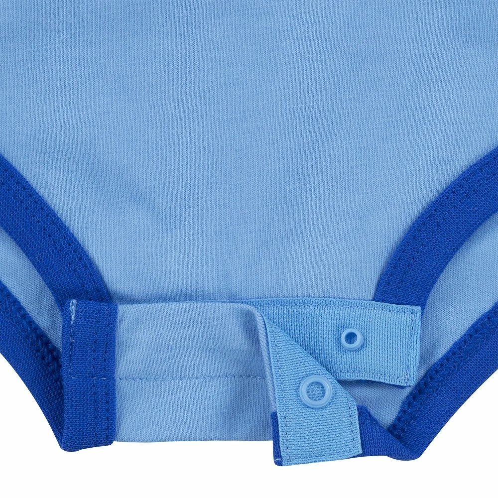 Baby Boys Nike Long Sleeve Bodysuits 3-Pack Set 9 Baby Boys Nike Long Sleeve Bodysuits 3-Pack Set - Image 7